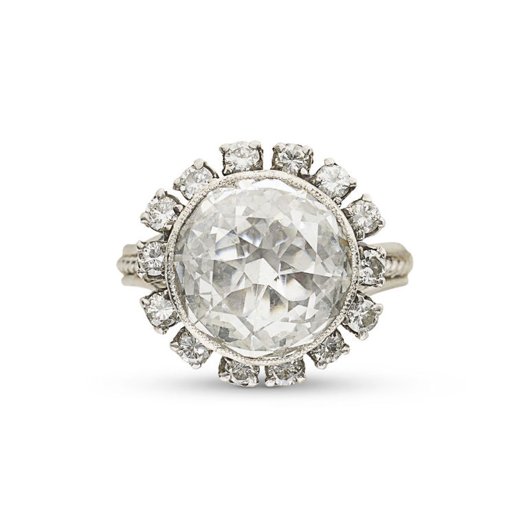 18k White Gold Diamond Ring