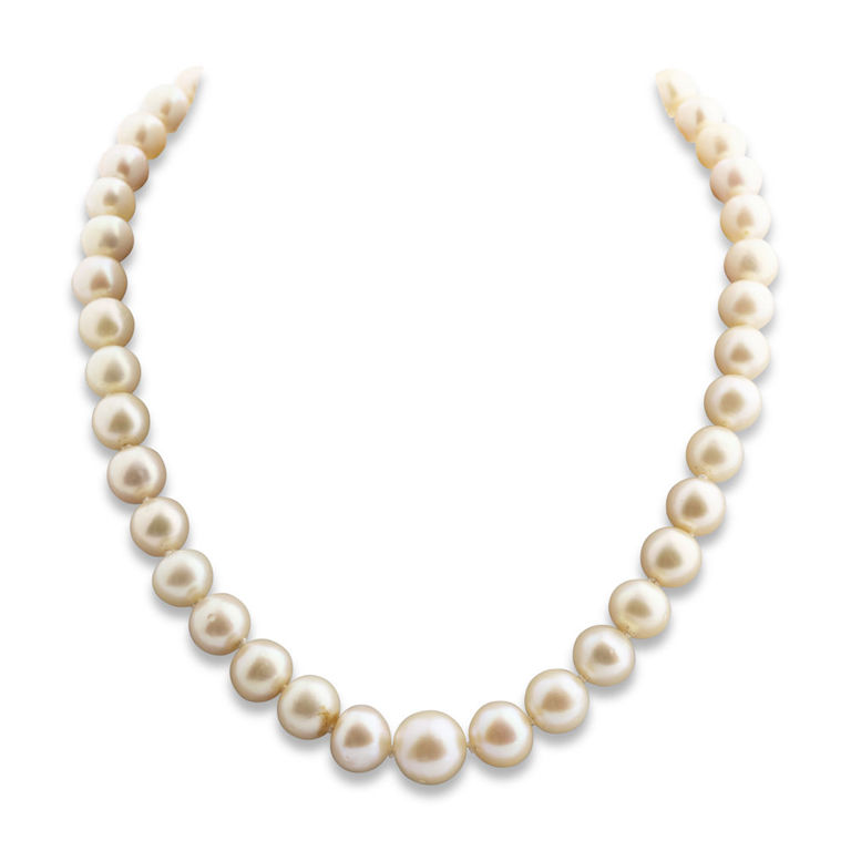 18k White Gold Pearl and Diamond Necklace