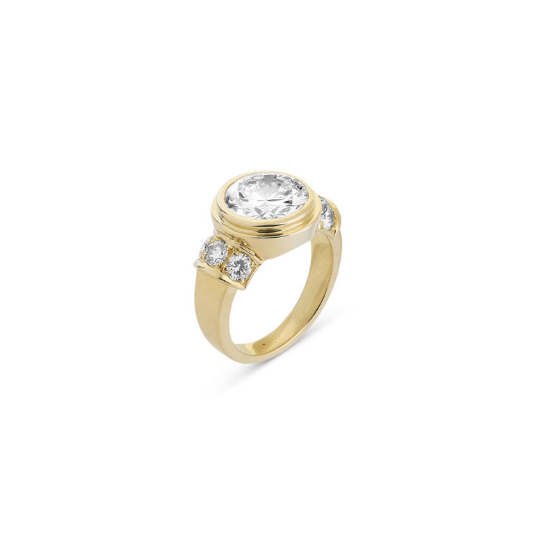 18k Yellow Gold Diamond Ring