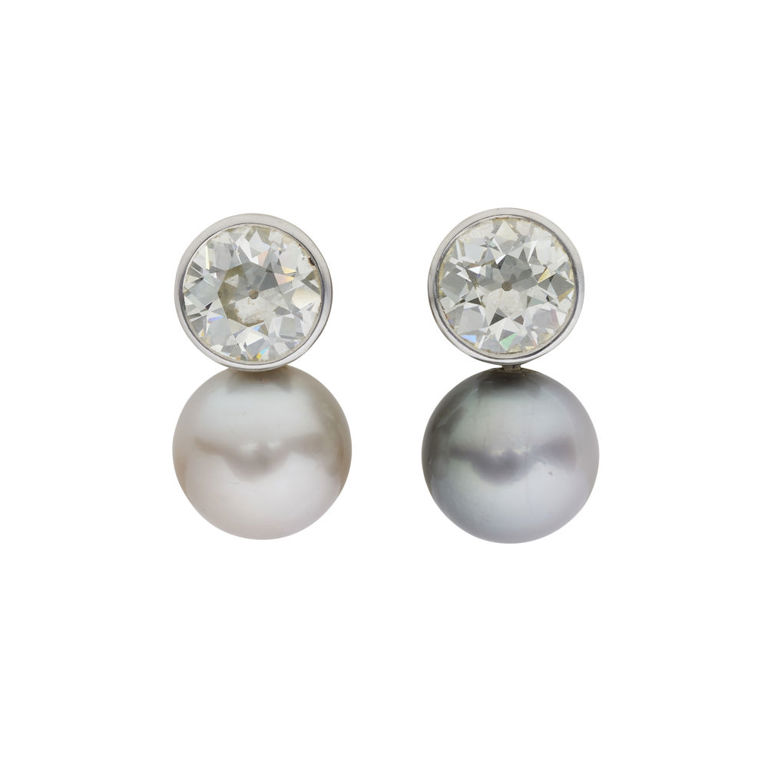 18k White Gold Pearl and Diamond Earrings