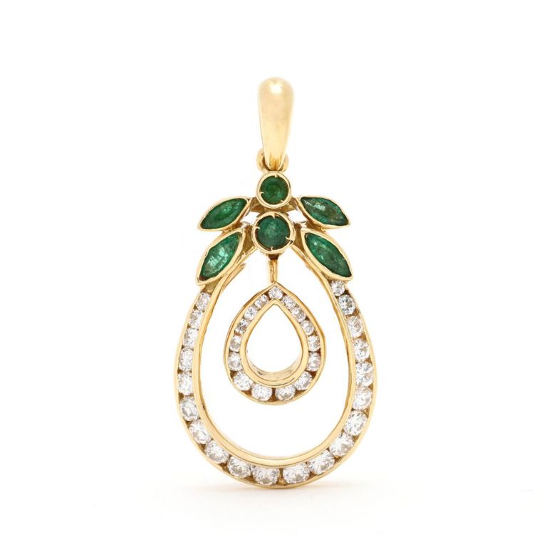 18k Gold Diamond and Emerald Pineapple Pendant