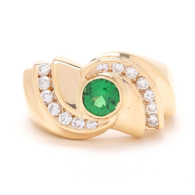 14k Gold Tsavorite Garnet and Diamond Ring