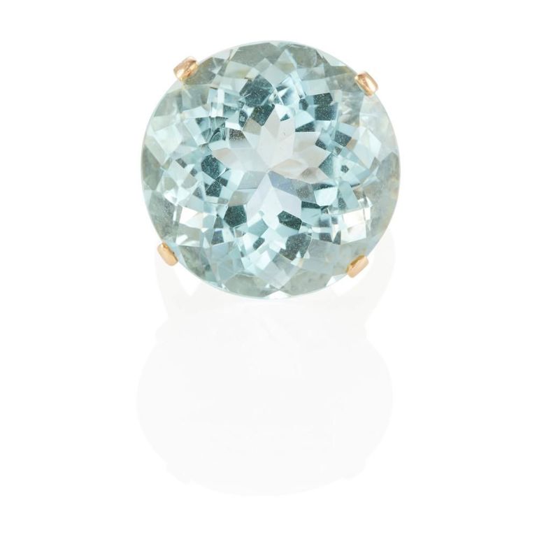 18k Gold Aquamarine Ring