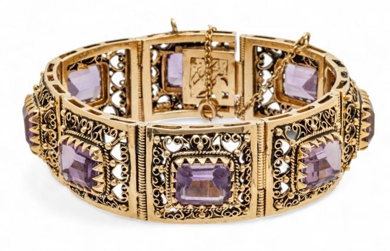 14k Yellow Gold Amethyst Link Bracelet