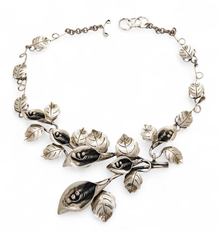 Sterling Silver Lily Necklace