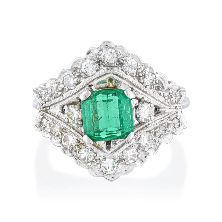 18k White Gold Emerald and Diamond Ring
