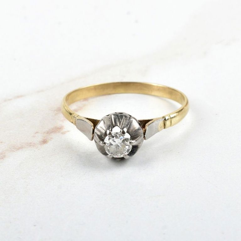 14k Yellow Gold Diamond Solitaire Ring