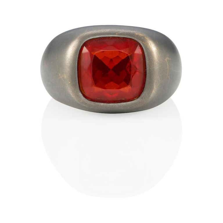 18k Gold Opal Ring