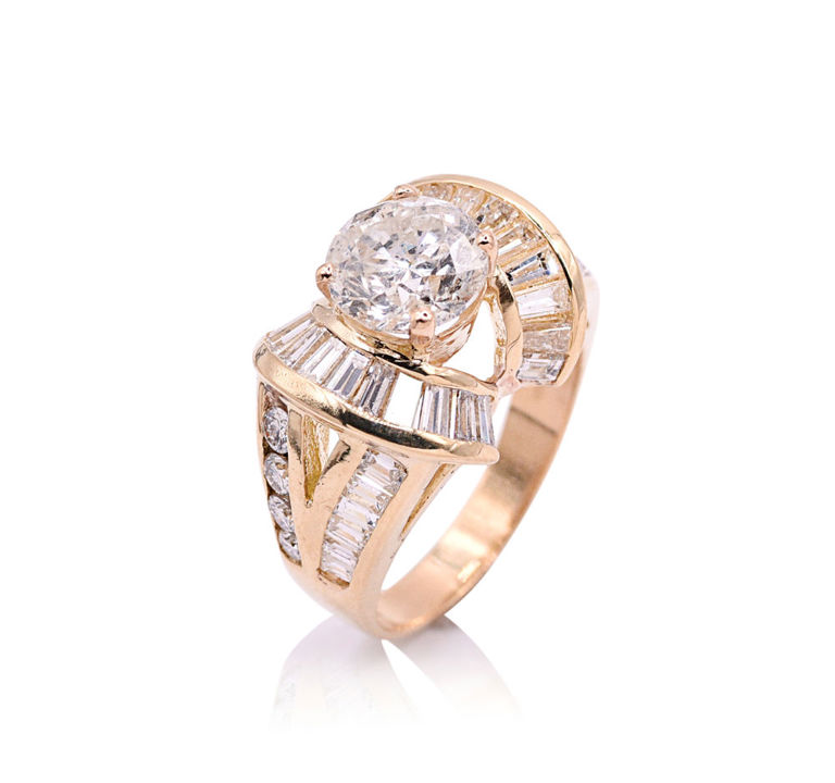 18k Yellow Gold Diamond Ring