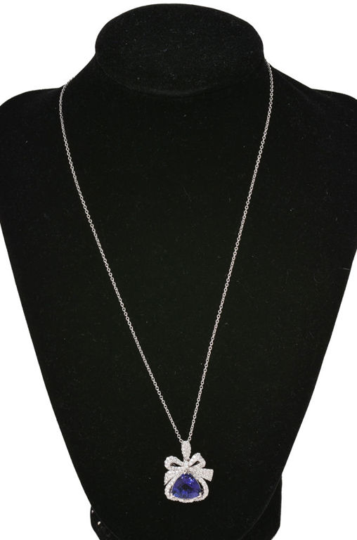 Platinum Tanzanite and Diamond Pendant Necklace