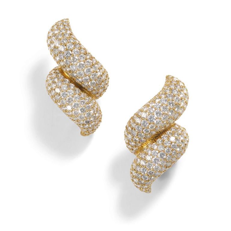 18k Gold Diamond Bombé Earrings
