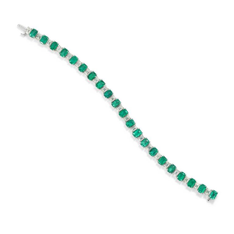 18k White Gold Diamond and Emerald Bracelet