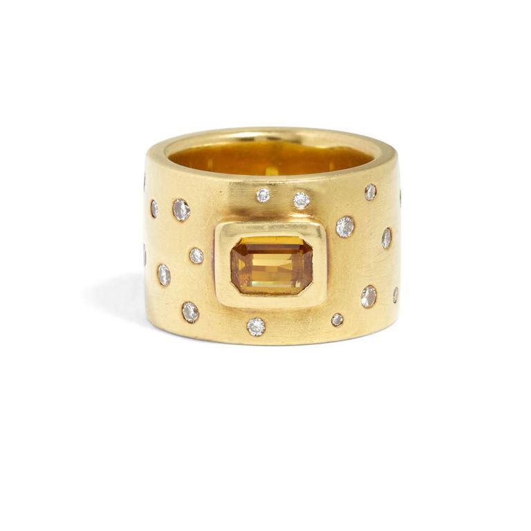 18k Gold Orange Sapphire and Diamond Band Ring
