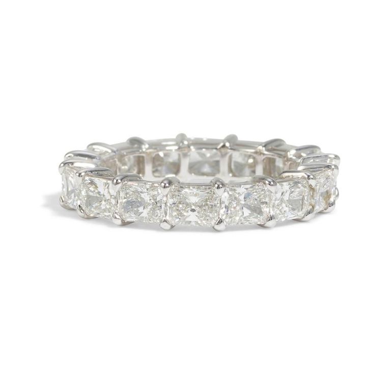 18k White Gold Diamond Eternity Ring