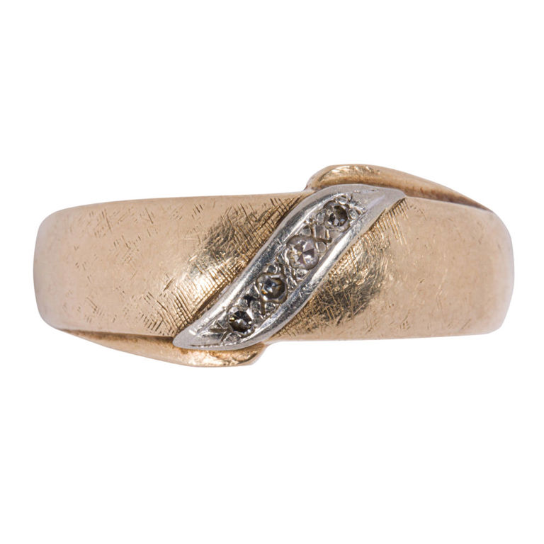 14k Gold Diamond Ring