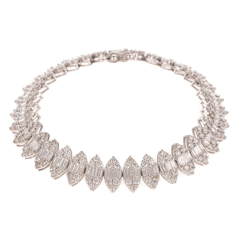 14k White Gold Diamond Line Bracelet