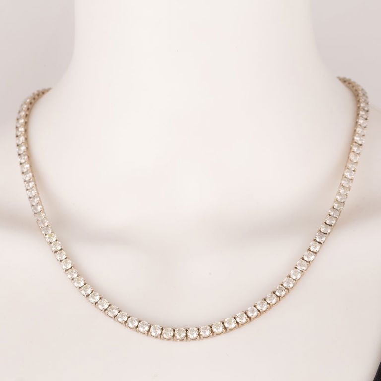 14k White Gold Diamond Line Necklace