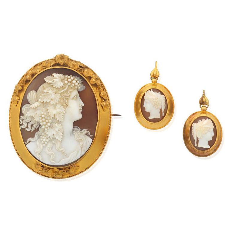 Cameo Brooch/Pendant and Earrings