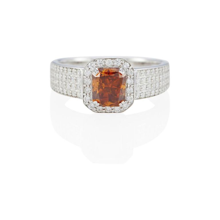 18k White Gold Diamond Ring