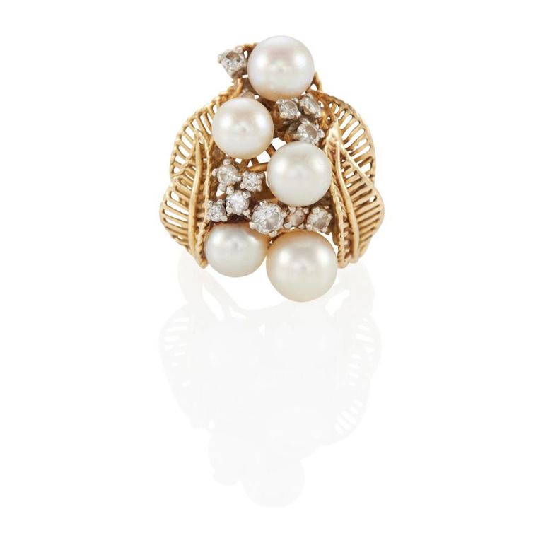 18k Yellow Gold Pearl and Diamond Ring