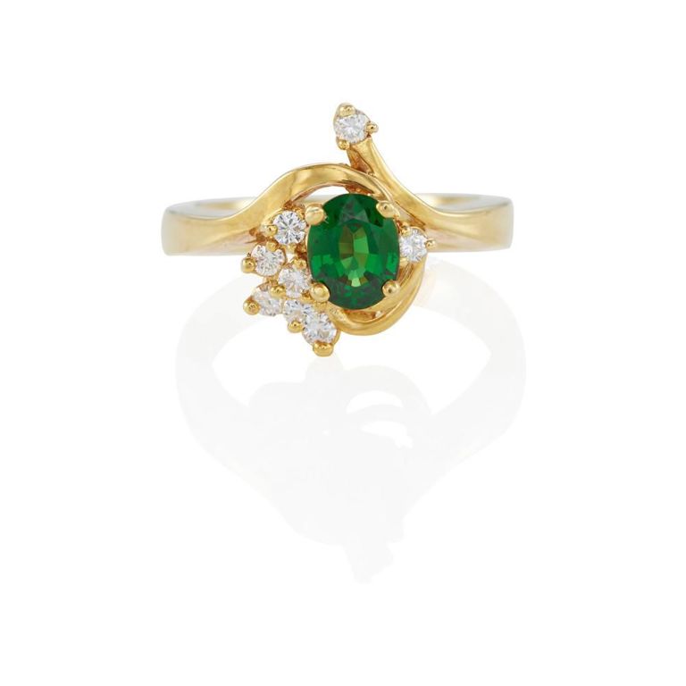 18k Yellow Gold Garnet and Diamond Ring