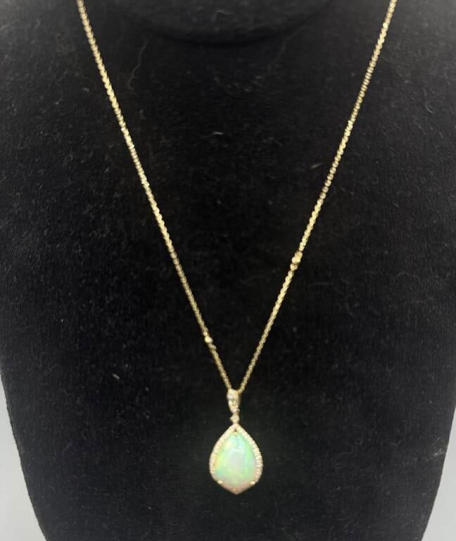 14k Yellow Gold Opal and Diamond Pendant Necklace