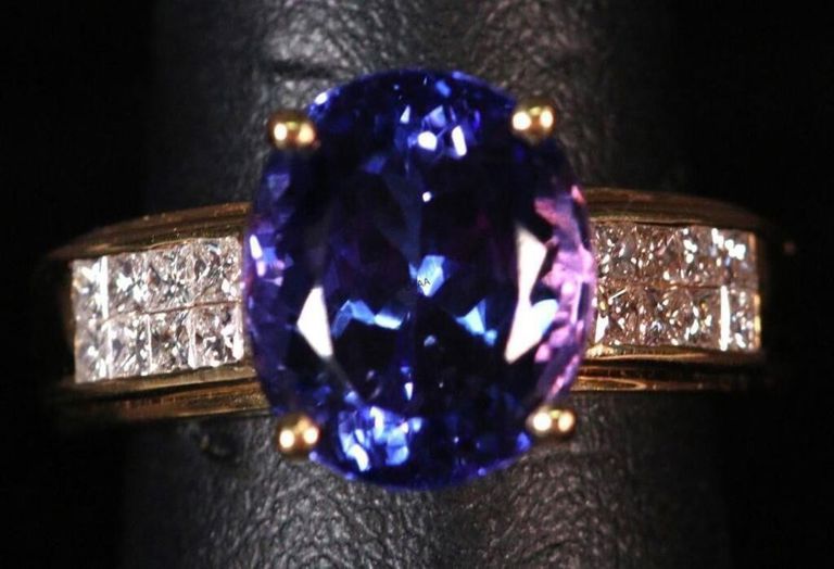 18k Yellow Gold Tanzanite, CZ and Diamond Ring