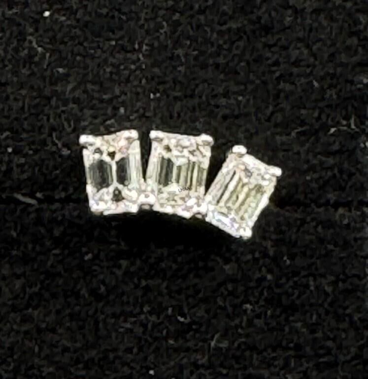 18k White Gold Diamond Earrings