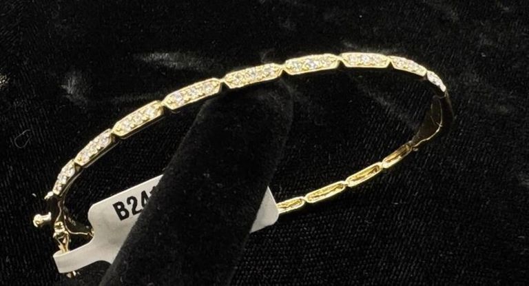 14k Yellow Gold Diamond Bracelet