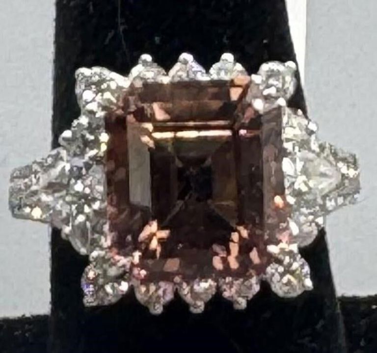 18k White Gold Morganite and Diamond Ring