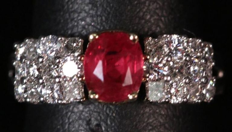 18k White Gold Ruby and Diamond Ring