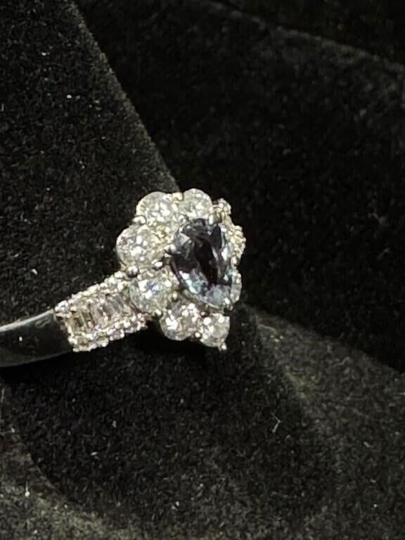 900 Platinum Alexandrite and Diamond Ring