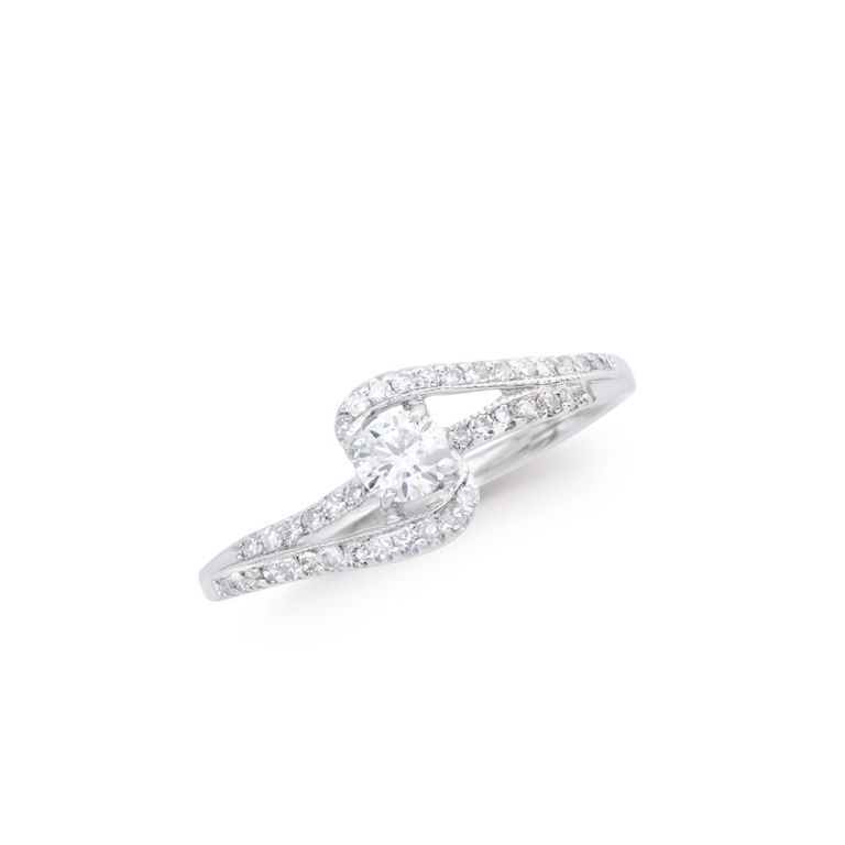 14k White Gold Diamond Ring