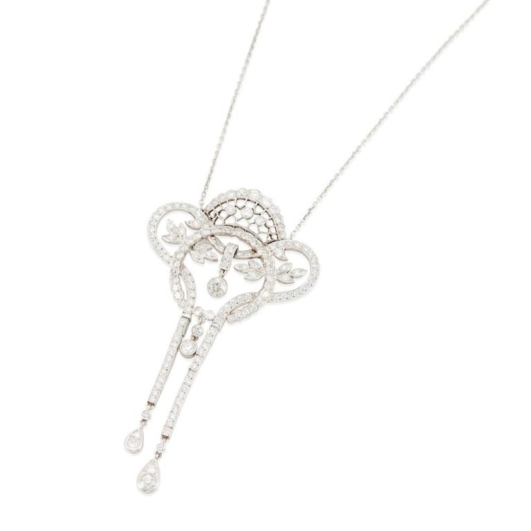 Platinum Diamond Pendant Necklace