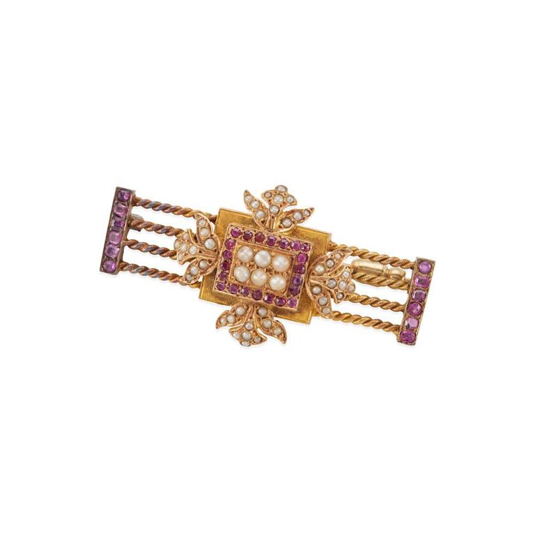 18k Yellow Gold Pearl and Sapphire Brooch