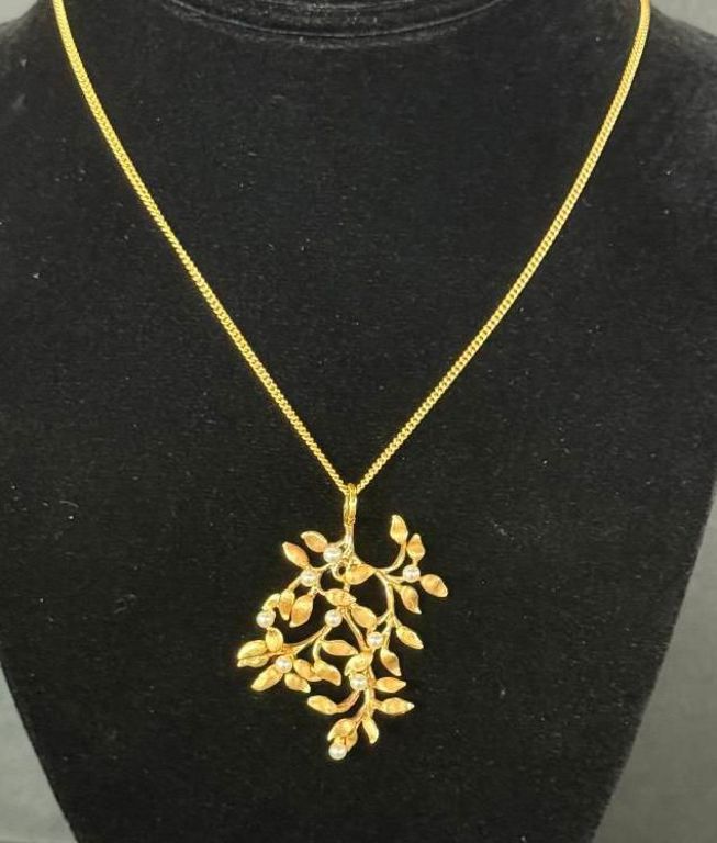 Gold Seed Pearl Pendant Necklace