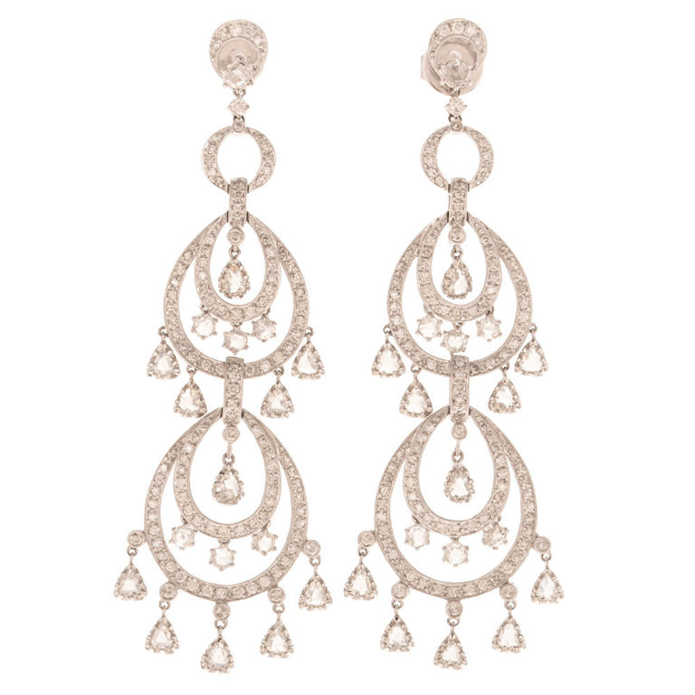 18k White Gold Diamond Chandelier Earrings