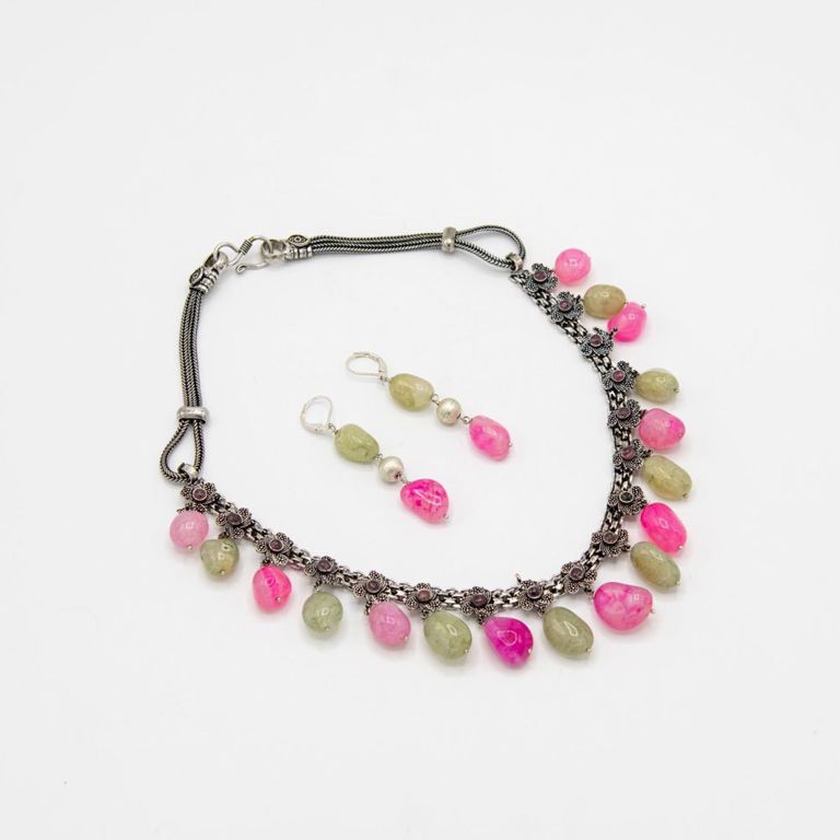 Onyx and Garnet Necklace and Earrings Set