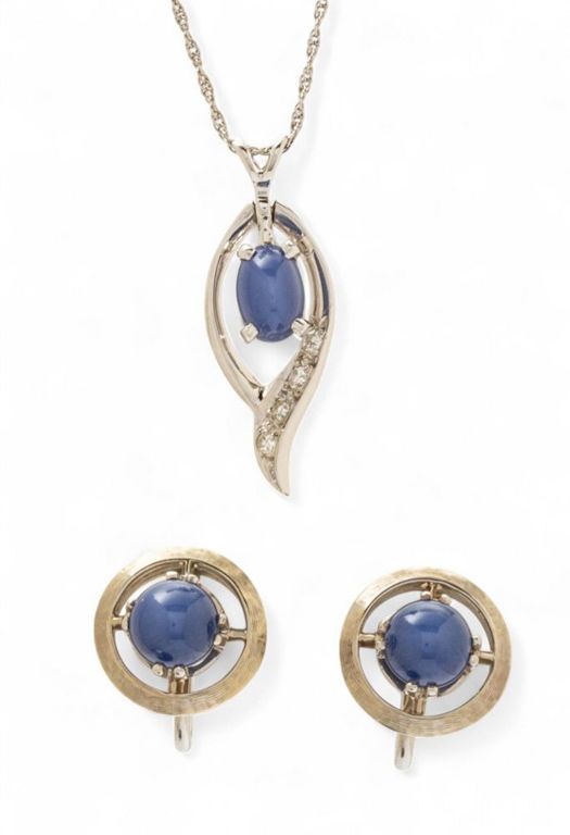 Star Sapphire Pendant Neclace and Earrings