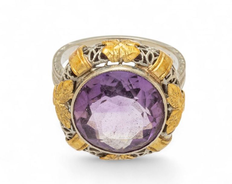 18k Yellow Gold Amethyst Ring