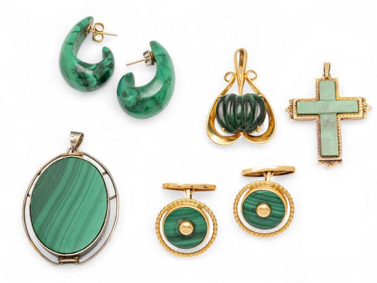 Set of Malachite and Gold Jewelry