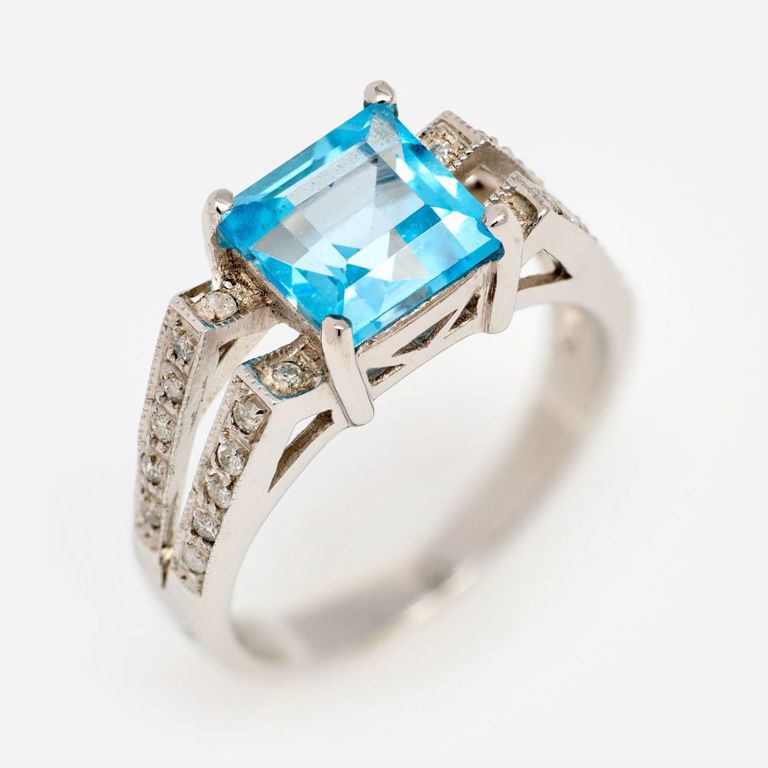 10k White Gold Topaz and Diamond Ring