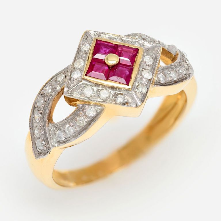 14k Yellow Gold Ruby and Diamond Ring