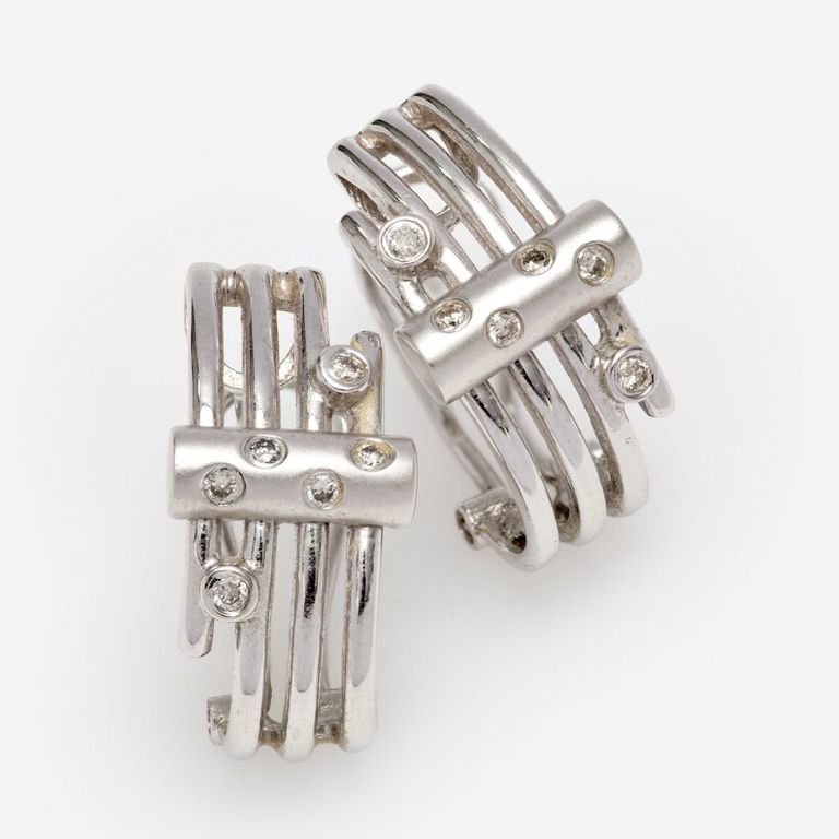 14k White Gold Diamond Earrings