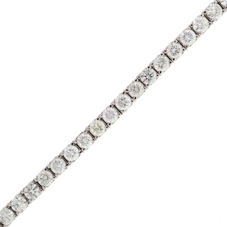 Platinum Diamond Tennis Bracelet