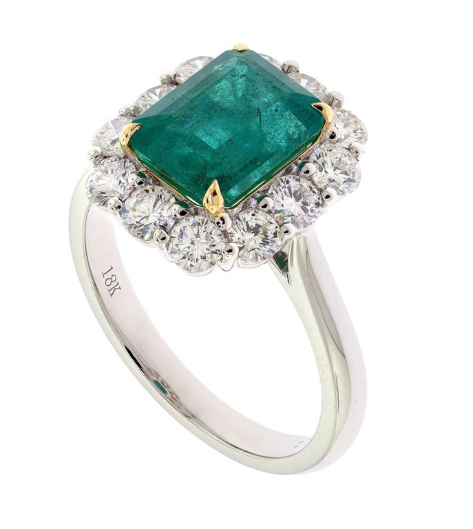 18k White Gold Emerald and Diamond Ring