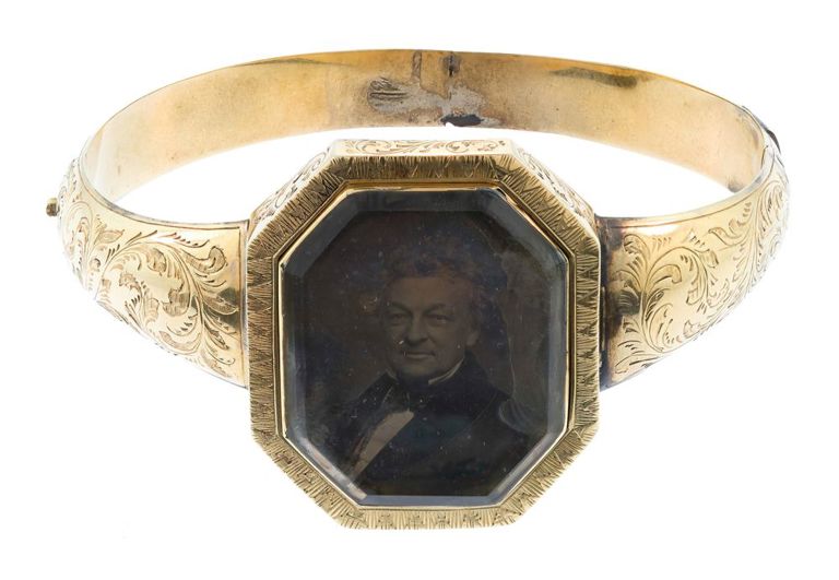 Antique 14k Yellow Gold Mourning Bracelet