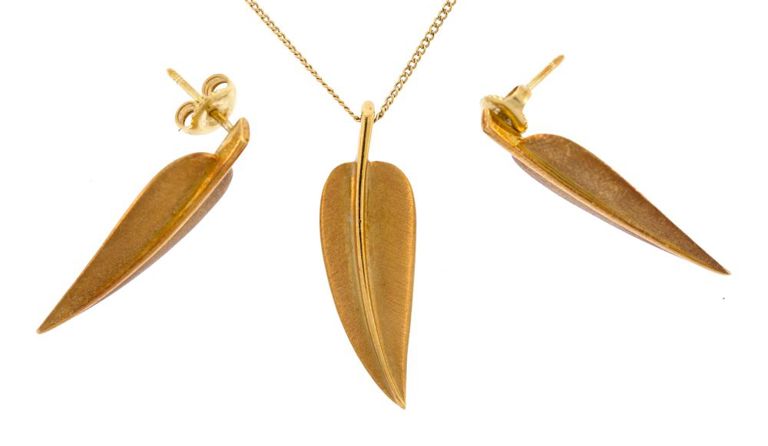 18k Yellow Gold Jewelry Set