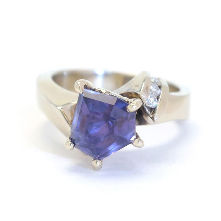14k Gold Sapphire and Diamond Ring