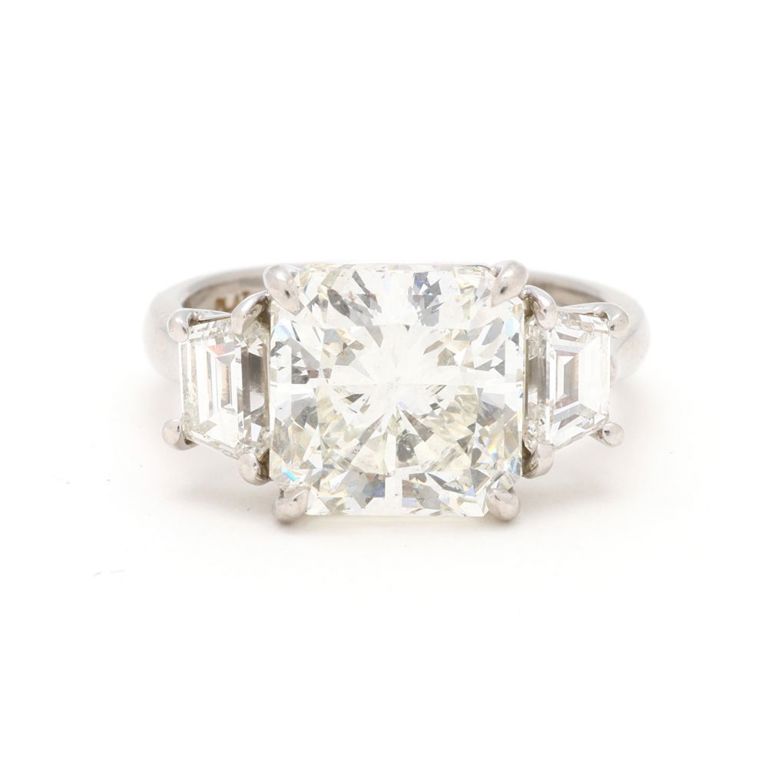 Platinum Diamond Ring